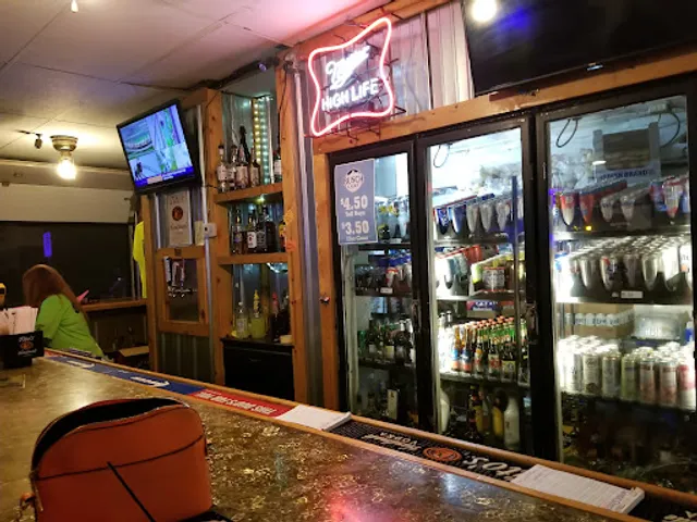 Maingate Bar & Grill