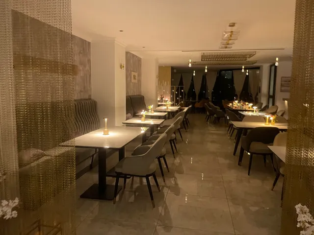 KAZ Sushi & Japanese Fusion Restaurant