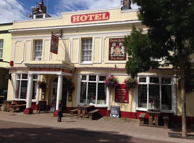 Devon Arms