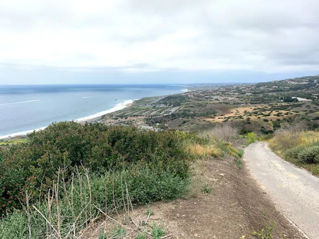 El Moro Canyon Trail