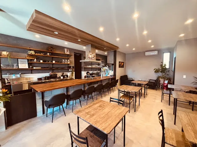 Cafe & Dining Bar and C