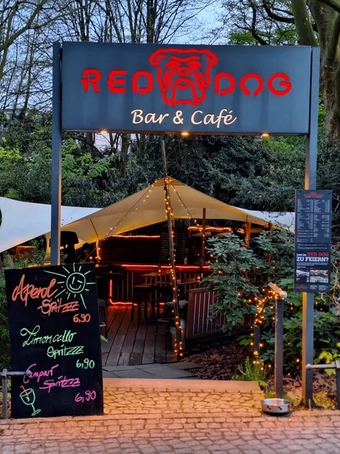 Red Dog Bar & Café