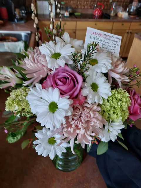 The Blossom Shoppe & Gifts LLC