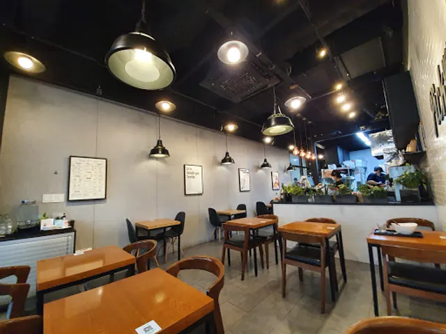 픽유어온샐러드