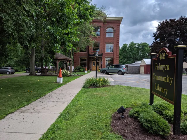 Palmyra Community Library