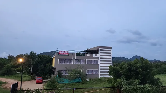 Dee Dee Ladies Hostel | Kovaipudur