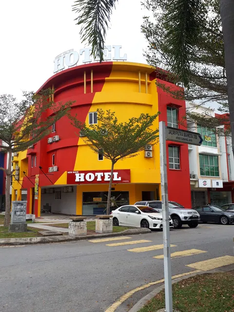 PUTRA HEIGHTS NEW WAVE HOTEL