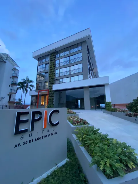 Epic Suites Pereira x Ahead