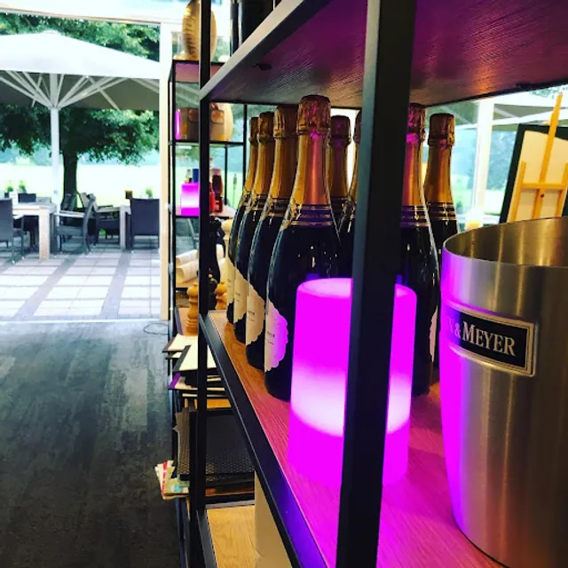 CHRISTOS' Gastronomie Etuf-Golfriege