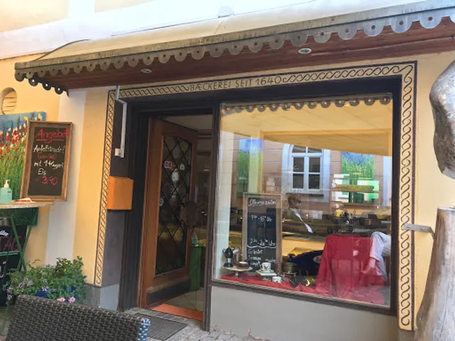 Cafe Konditorei Schnessl