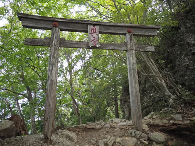三峯神社 奥宮 五の鳥居