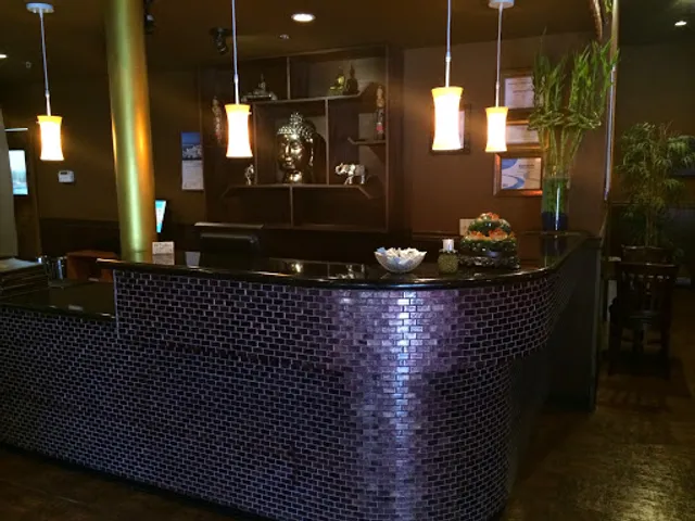 Thai House Tokyo Sushi