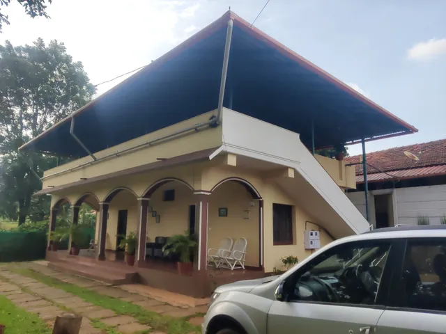 OYO 29045 Serenity Rivers