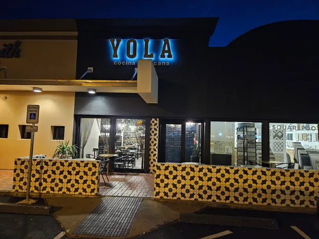 Lamar Park Shopping Center