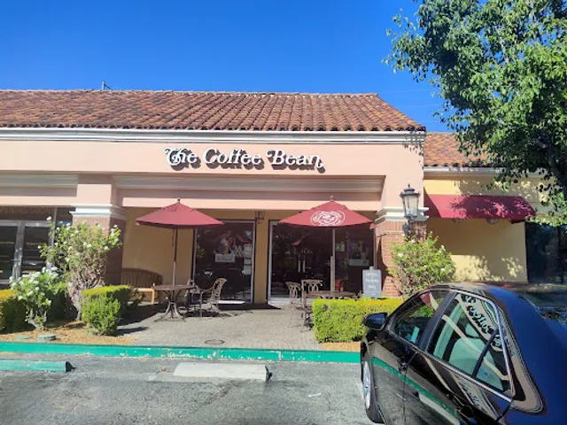 The Coffee Bean & Tea Leaf