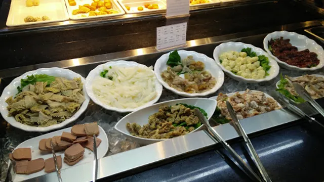 Chinese Hot Pot Buffet ( 重慶火鍋 ）