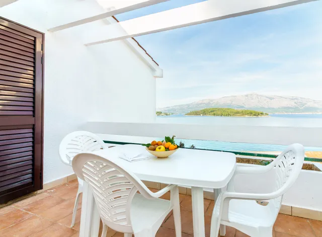 Lumbarda Resort Apartments