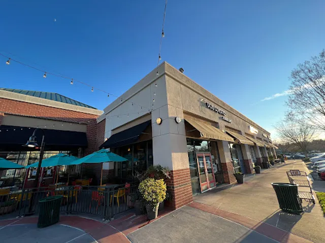 Dos Coyotes Border Cafe