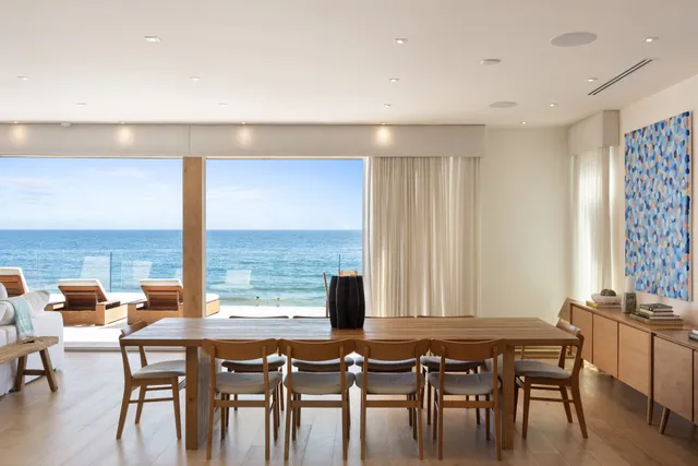 Stay Awhile Villas - Beverly Hills