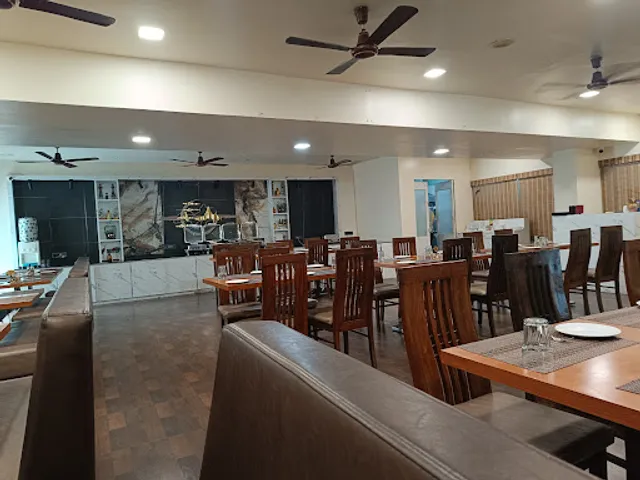 The Flavours - Multicuisine Restaurant