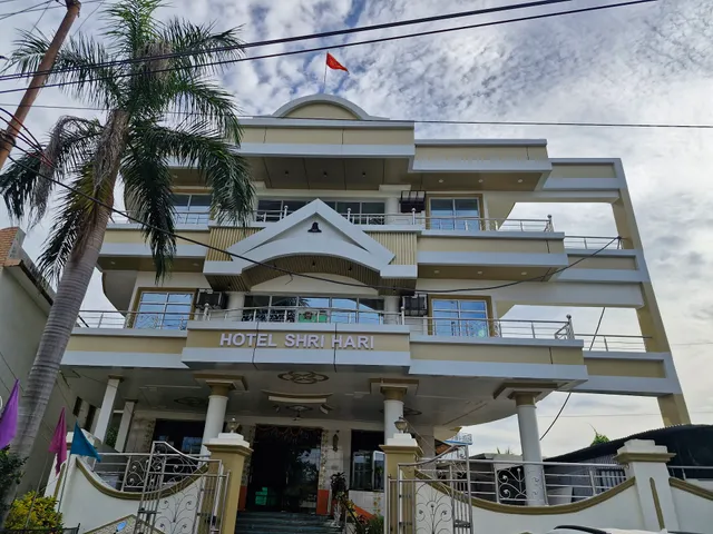 Hotel Shri Hari