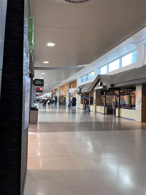 Sabey Data Centers - Seattle Building 5