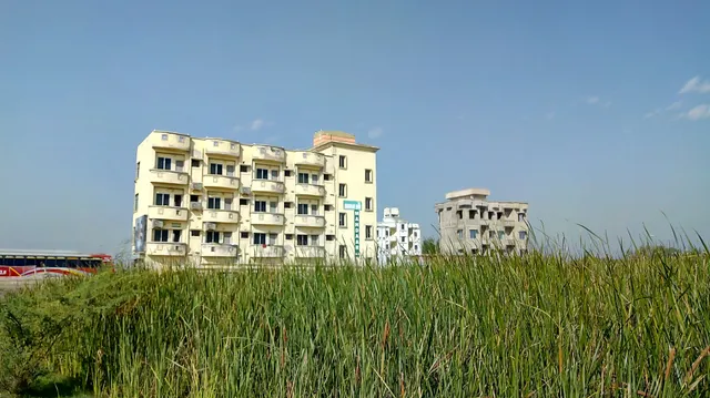 OYO 46316 Hotel Mandar Queen Retreat