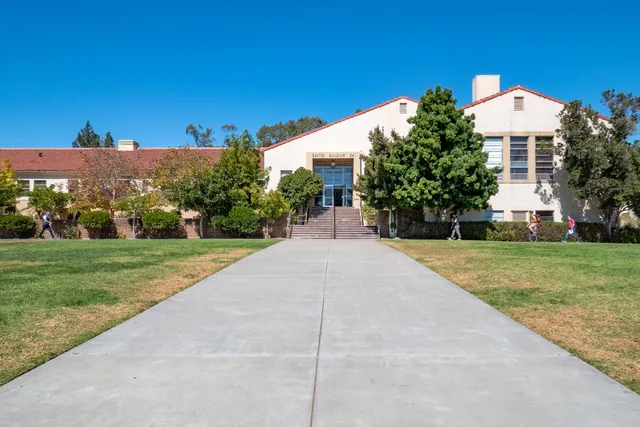 Dexter Lawn, Cal Poly