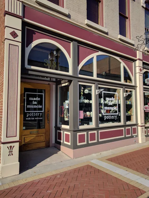 Made in Muncie Pottery