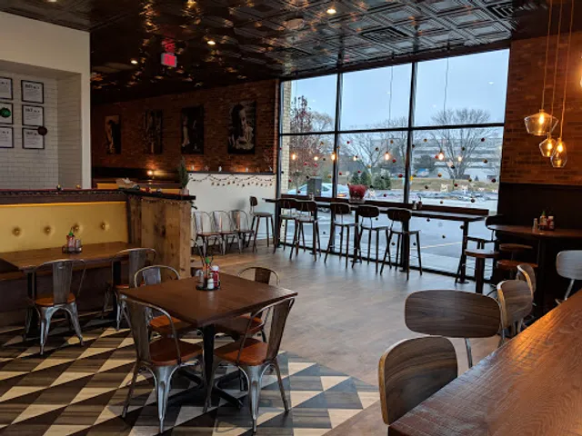 MACS (Macaroni And Cheese Shop) Brookfield