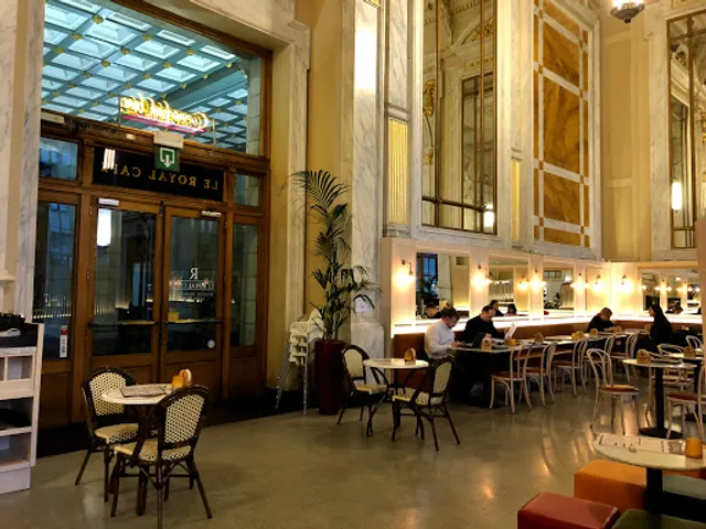 Le Royal café