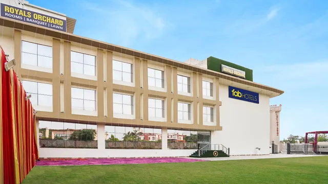 FabHotel Prime Royals Orchard