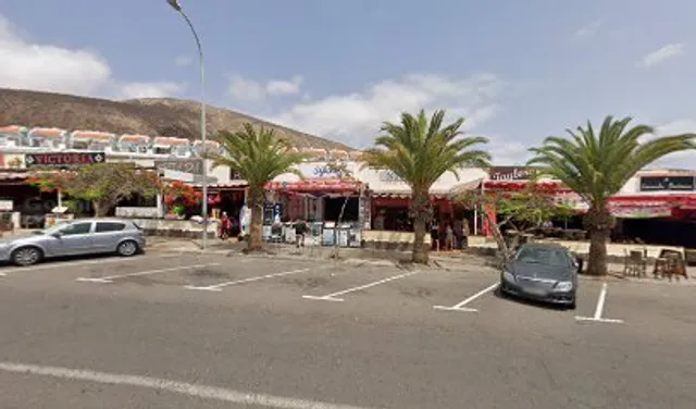 Av. San Francisco, 2