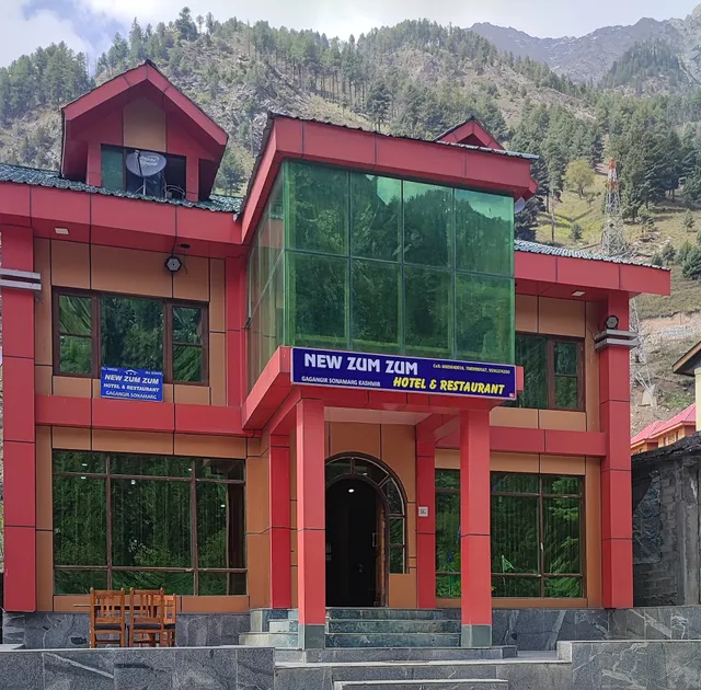 NEW ZUM ZUM HOTEL & RESTAURANT