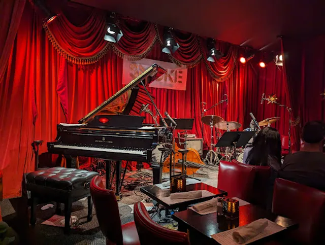 Smoke Jazz & Supper Club