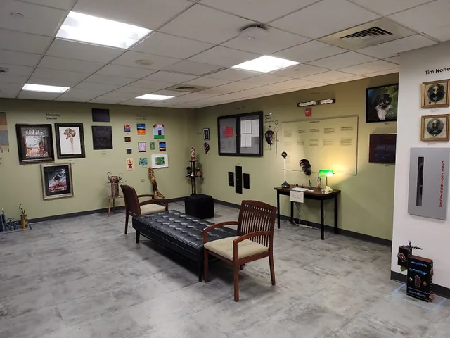 The Feathered Pen Art Gallery