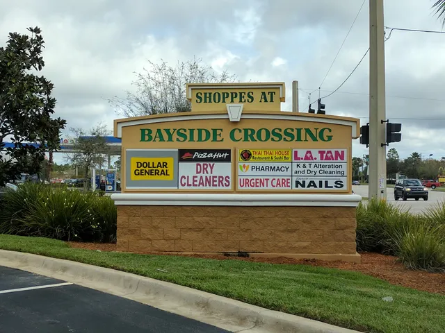 Shoppes at Bayside Crossing