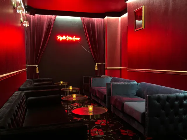 Chez Prince Pigalle / Club / Comedy club