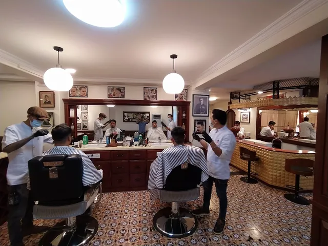 Fraser barbershop