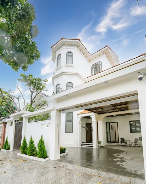 The Querencia Amparo