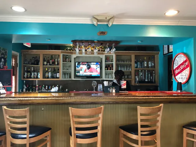 Red Stripes Caribbean Cuisine & Lounge Bluffton