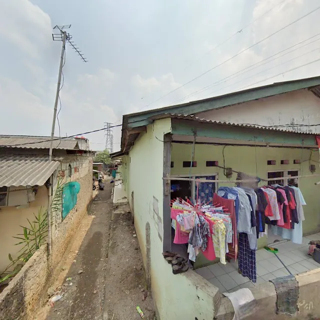 OYO 94098 Fgh Residence 1