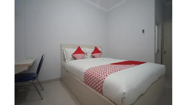 OYO 1423 Griya Safitri Syariah