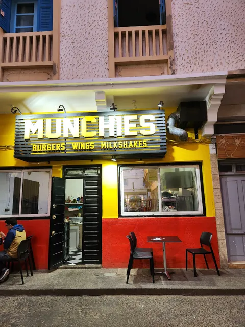 Munchies : Burgers, Wings and Milkshakes