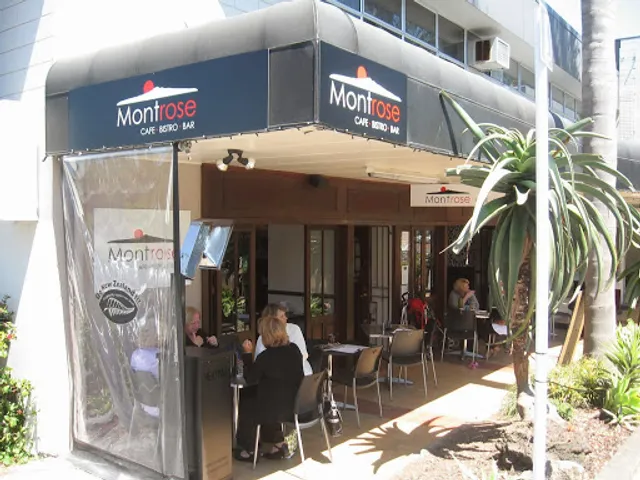 Montrose Cafe, Bistro and Bar