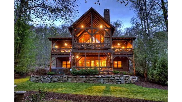 Willow Creek Cabin Rentals