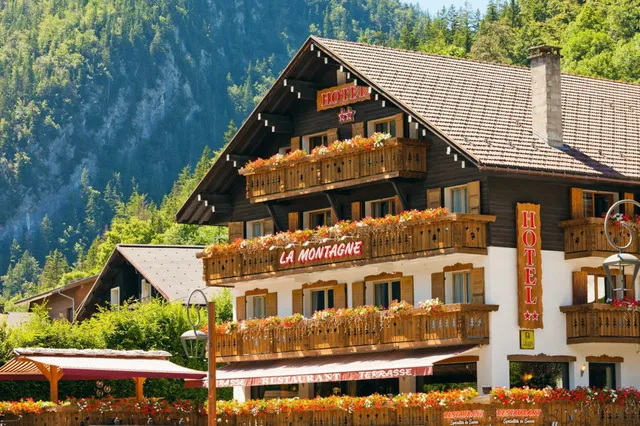Hôtel la Montagne Restaurant Le Petit Montagnard