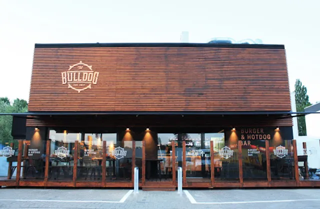 The Bulldog - Burger & Barbecue Bar - Page
