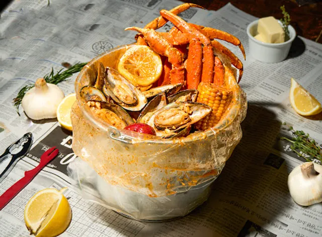 Mad For Chicken Bayside