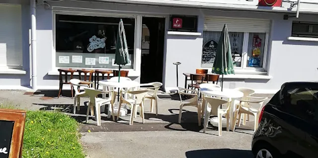 Café de la Liane. 10 rue Jules Verne. Boulogne sur mer.